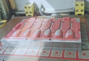 mold for a kitchen utensils tool
